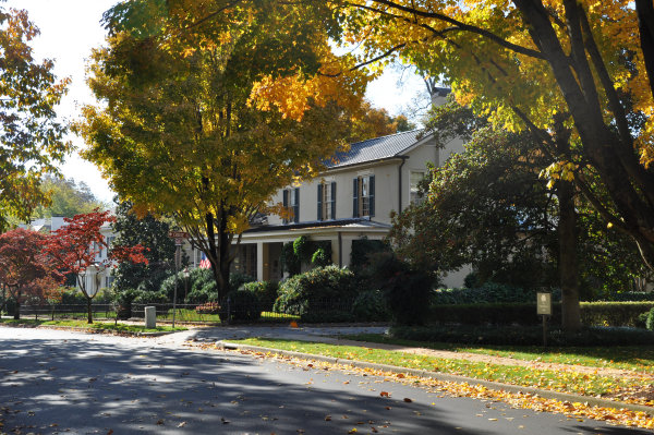 600 Adams Street SE