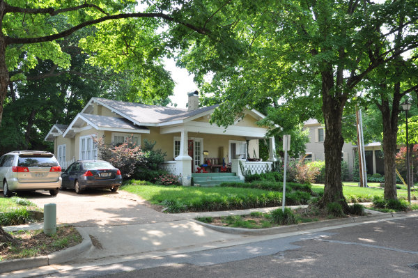 709 Adams Street SE