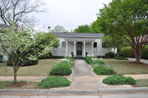 710 Adams Street SE