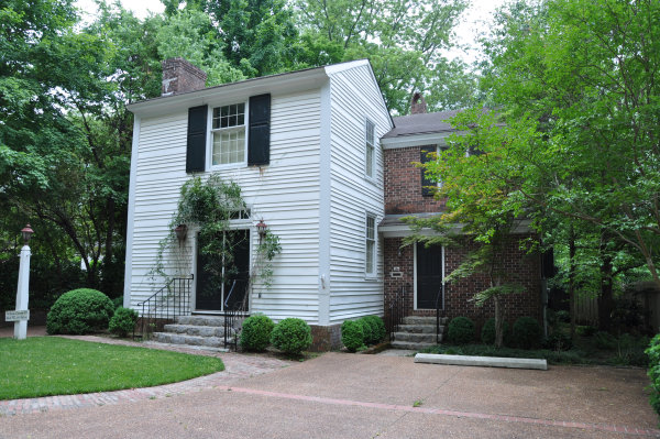 2 Banister Avenue SE
