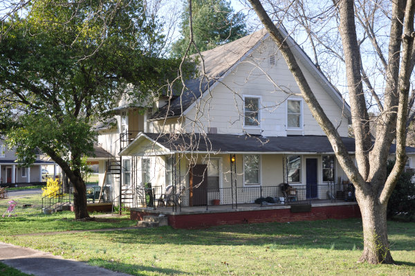 3411 North Broad Place SW