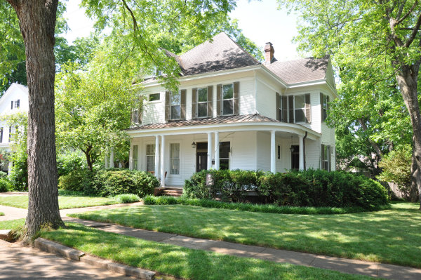 100 Calhoun Street SE