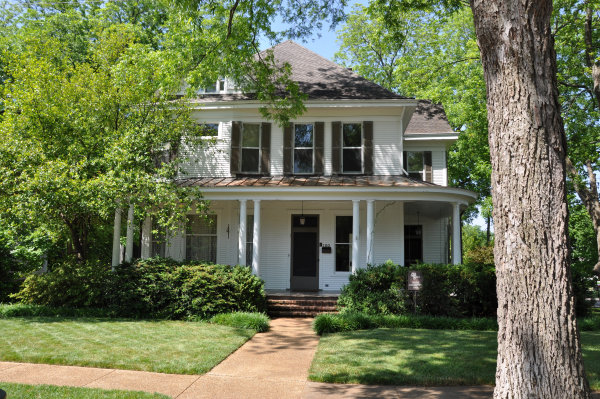 100 Calhoun Street SE