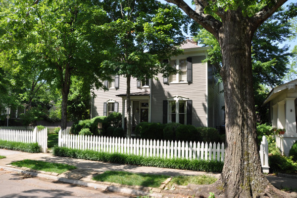 101 Calhoun Street NE