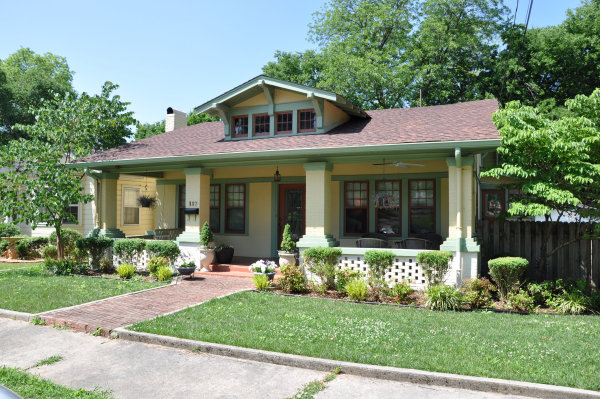 117 Calhoun Street NE