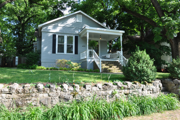 420 Clinton Avenue E