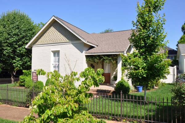 501 Clinton Avenue E