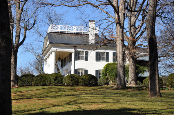403 Echols Avenue SE