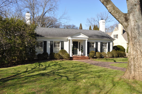 411 Echols Avenue SE