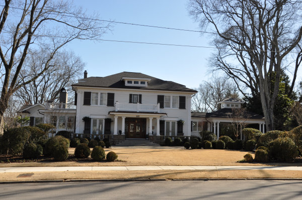 422 Echols Avenue SE