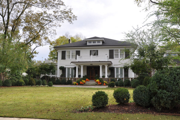 422 Echols Avenue SE