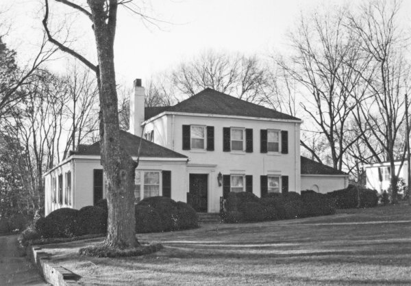 424 Echols Avenue SE