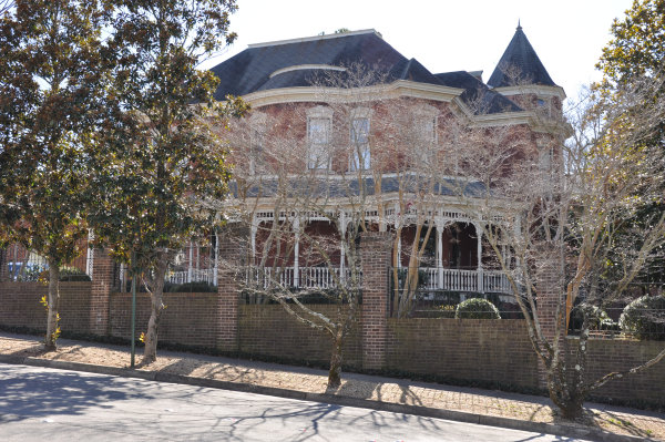 308 Eustis Avenue SE