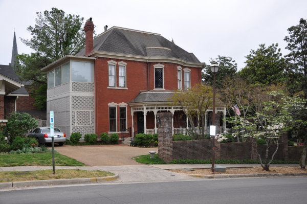 308 Eustis Avenue SE