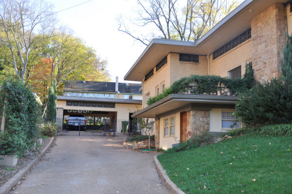 406 Eustis Avenue SE