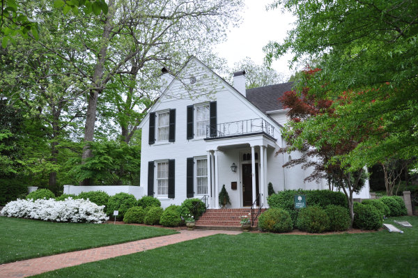 506 Eustis Avenue SE