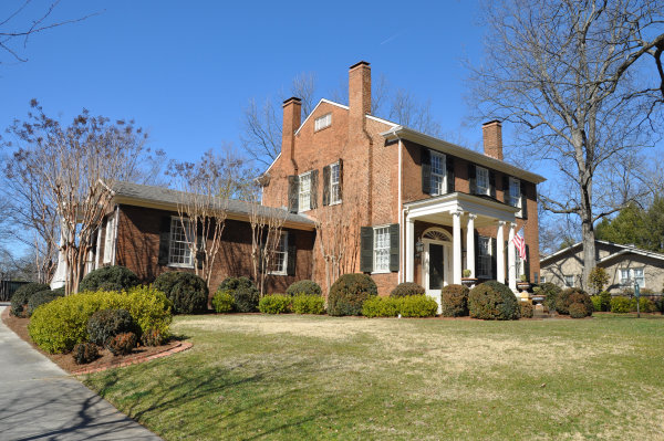 513 Eustis Avenue SE