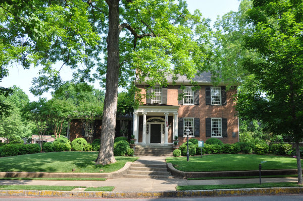 513 Eustis Avenue SE