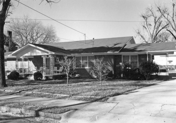 515 Eustis Avenue SE