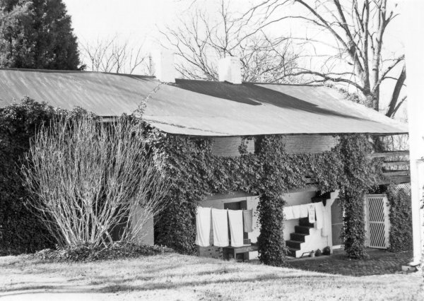 612 Eustis Avenue SE