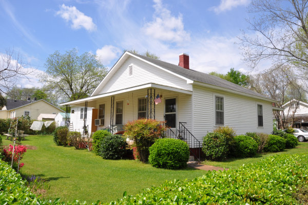 3508 Fairview Street SW