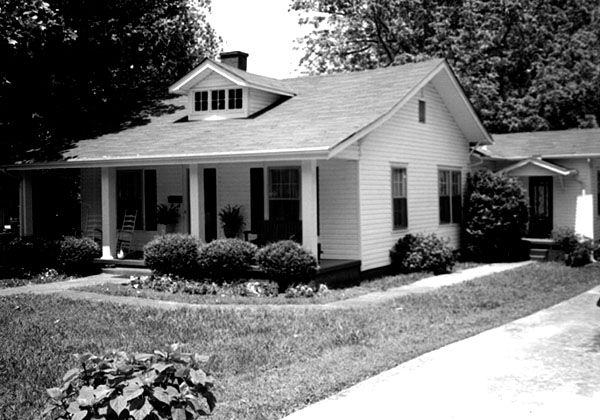 1101 Wells Avenue SE