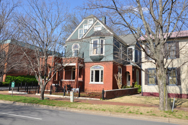 403 Franklin Street SE