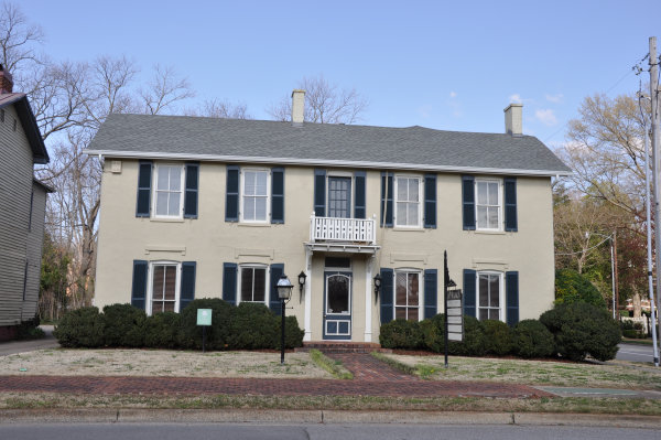 407 Franklin Street SE