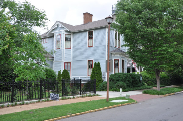 506 Franklin Street SE