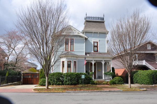 506 Franklin Street SE