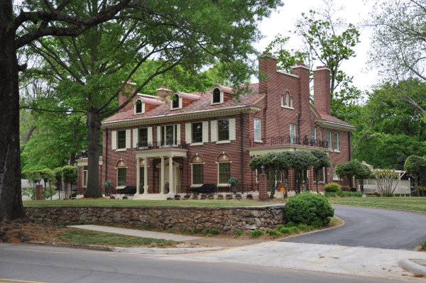 615 Franklin Street SE