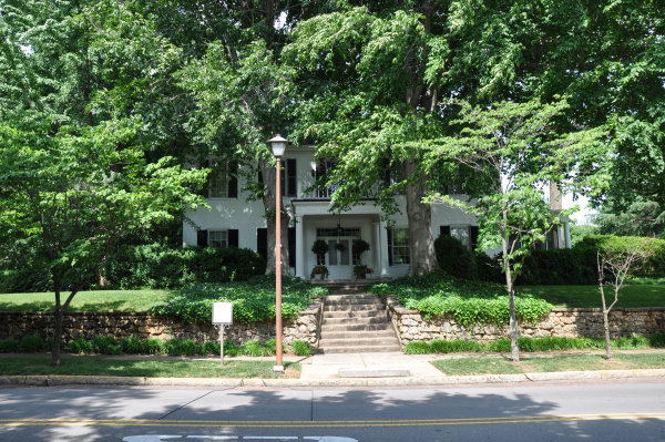 621 Franklin Street SE