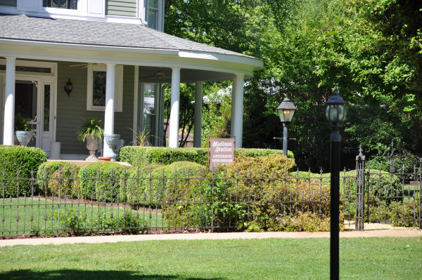 17 Front Street