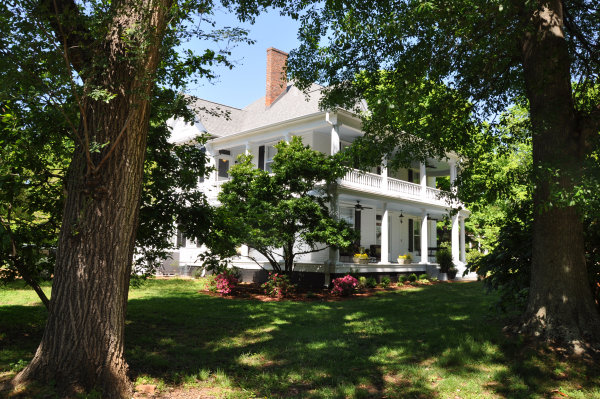 19 Front Street