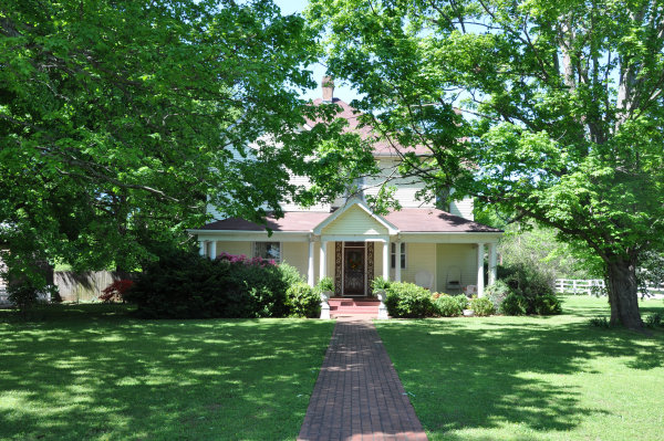 21 Front Street