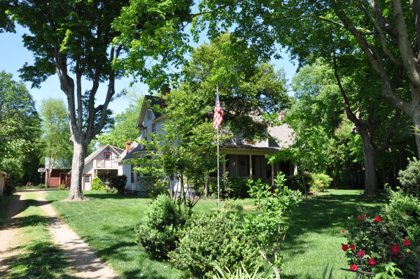 25 Front Street