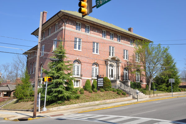 203 Greene Street SE