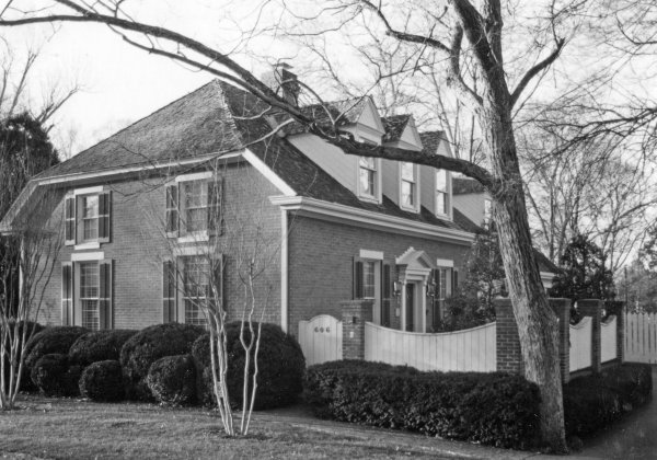 606 Greene Street SE
