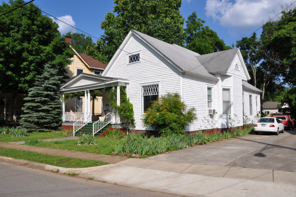 420 Holmes Avenue NE
