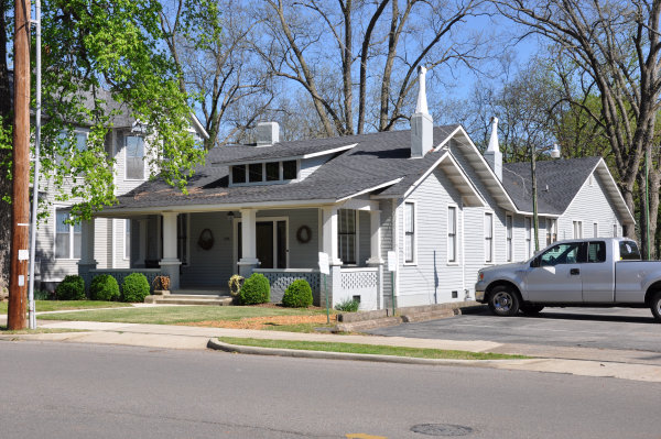 506 Holmes Avenue NE