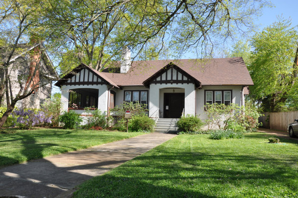 610 Holmes Avenue NE