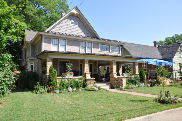 705 Holmes Avenue NE