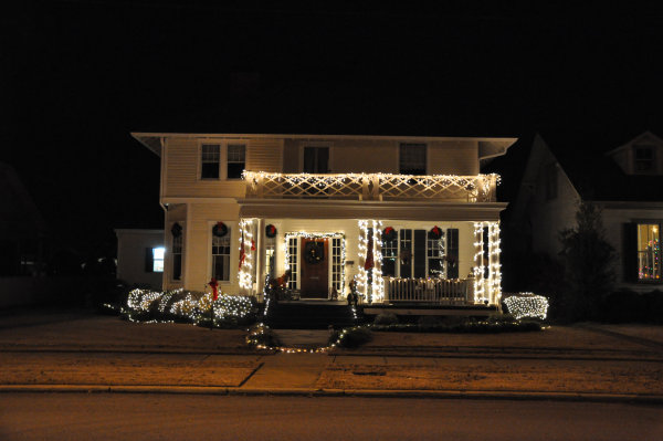 706 Holmes Avenue NE