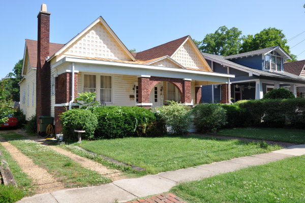709 Holmes Avenue NE