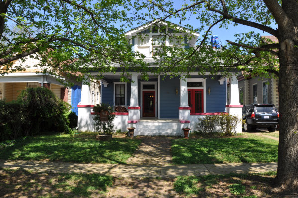 711 Holmes Avenue NE