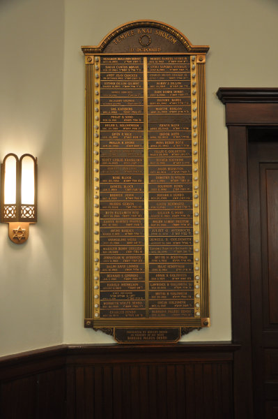 103 Lincoln Street SE