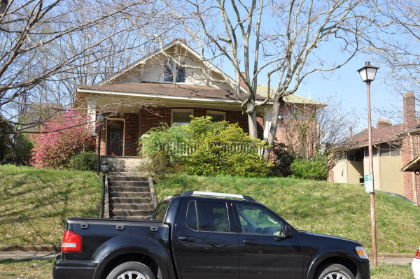 206 Lincoln Street SE
