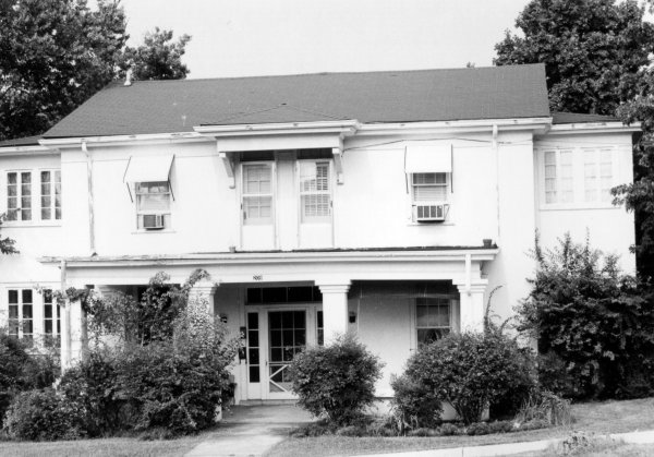 209 Lincoln Street SE