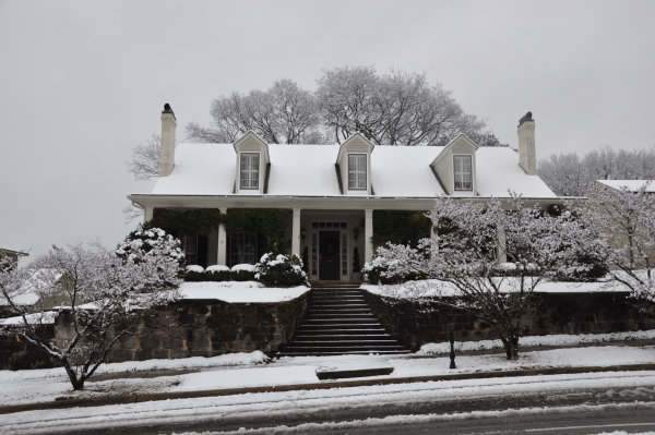 309 Lincoln Street SE