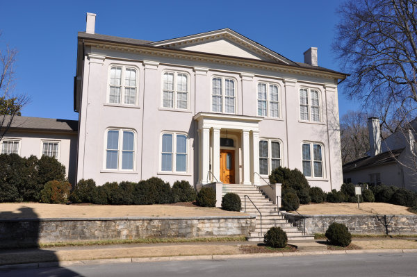 311 Lincoln Street SE